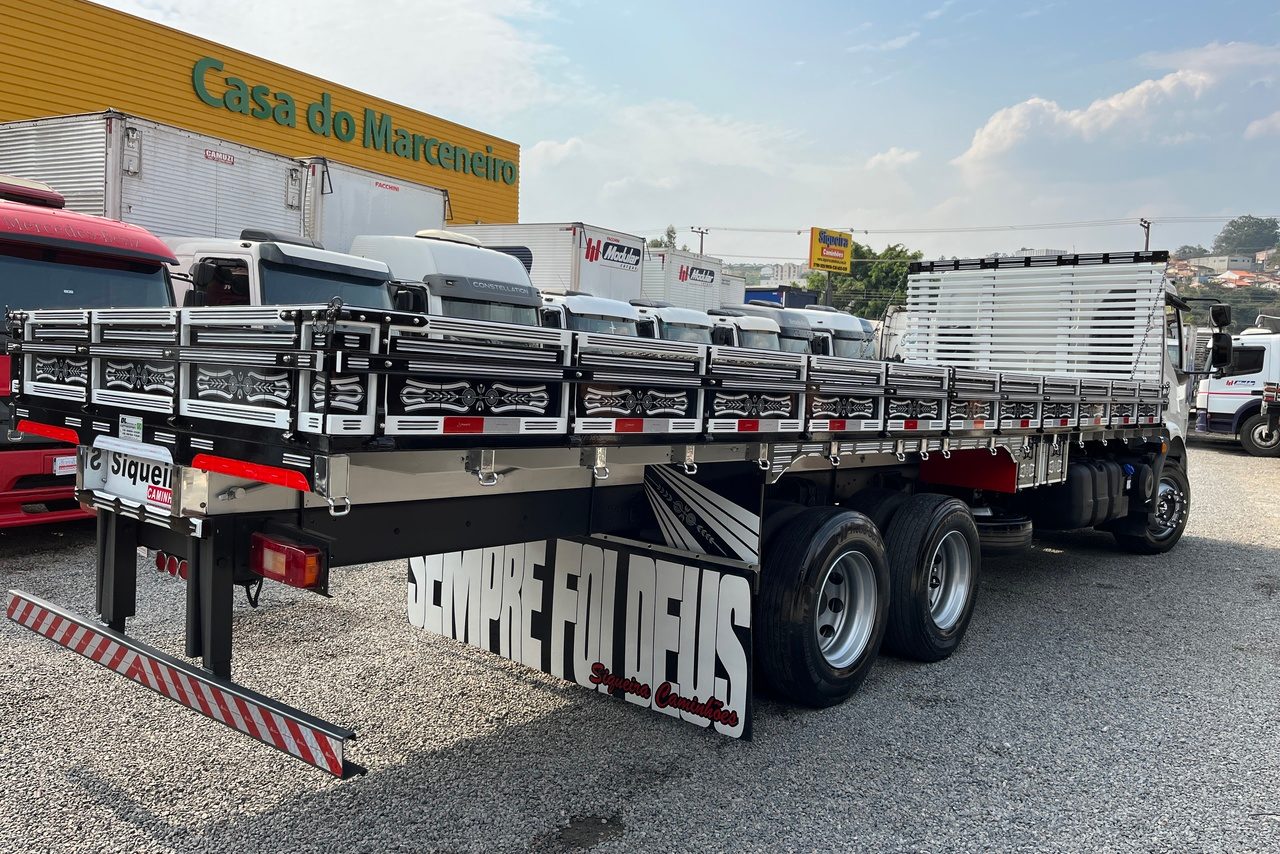 VOLVO VM 270 6x2 2018 102.000 km — foto 4